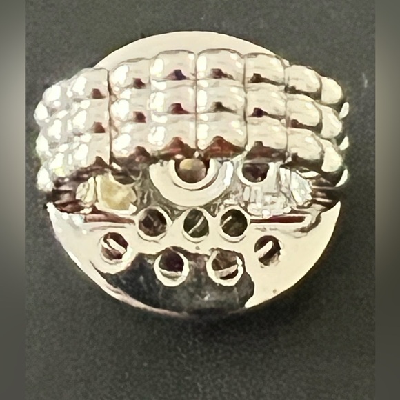 3/$25 💋 Elegant Silver and Gold Crystal Rhinestone Stretch Ring - Picture 4 of 7